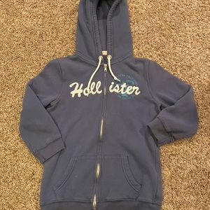 Hollister zip up hoodie size medium